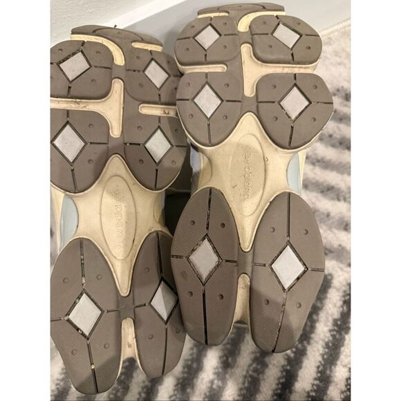 New Balance Men's 9060 Suede Mesh Sneakers Running Shoes Blue Tan Size 7.5 - Picture 8 of 8